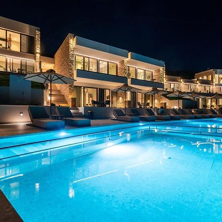 The View Hotel Sofas Coastal Retreat เปร์ดีกา ภายนอก รูปภาพ