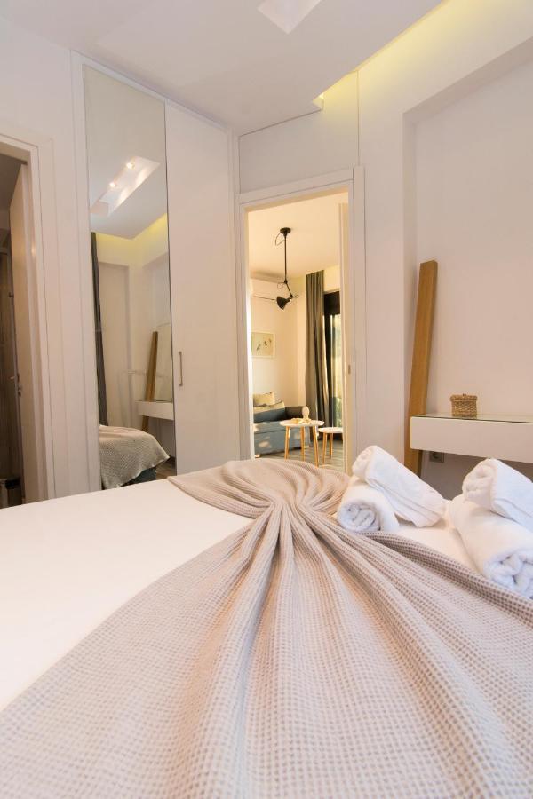 The View Hotel Sofas Coastal Retreat เปร์ดีกา ภายนอก รูปภาพ