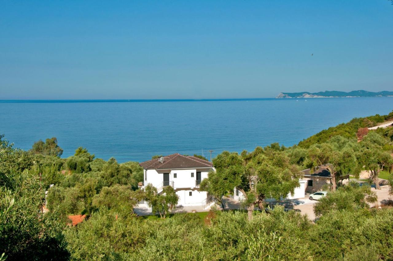 The View Hotel Sofas Coastal Retreat เปร์ดีกา ภายนอก รูปภาพ