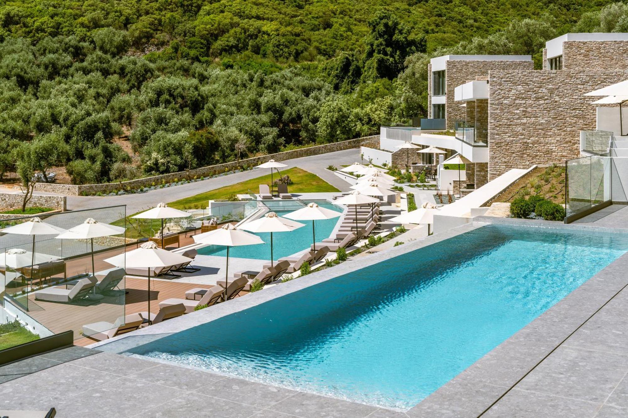 The View Hotel Sofas Coastal Retreat เปร์ดีกา ภายนอก รูปภาพ